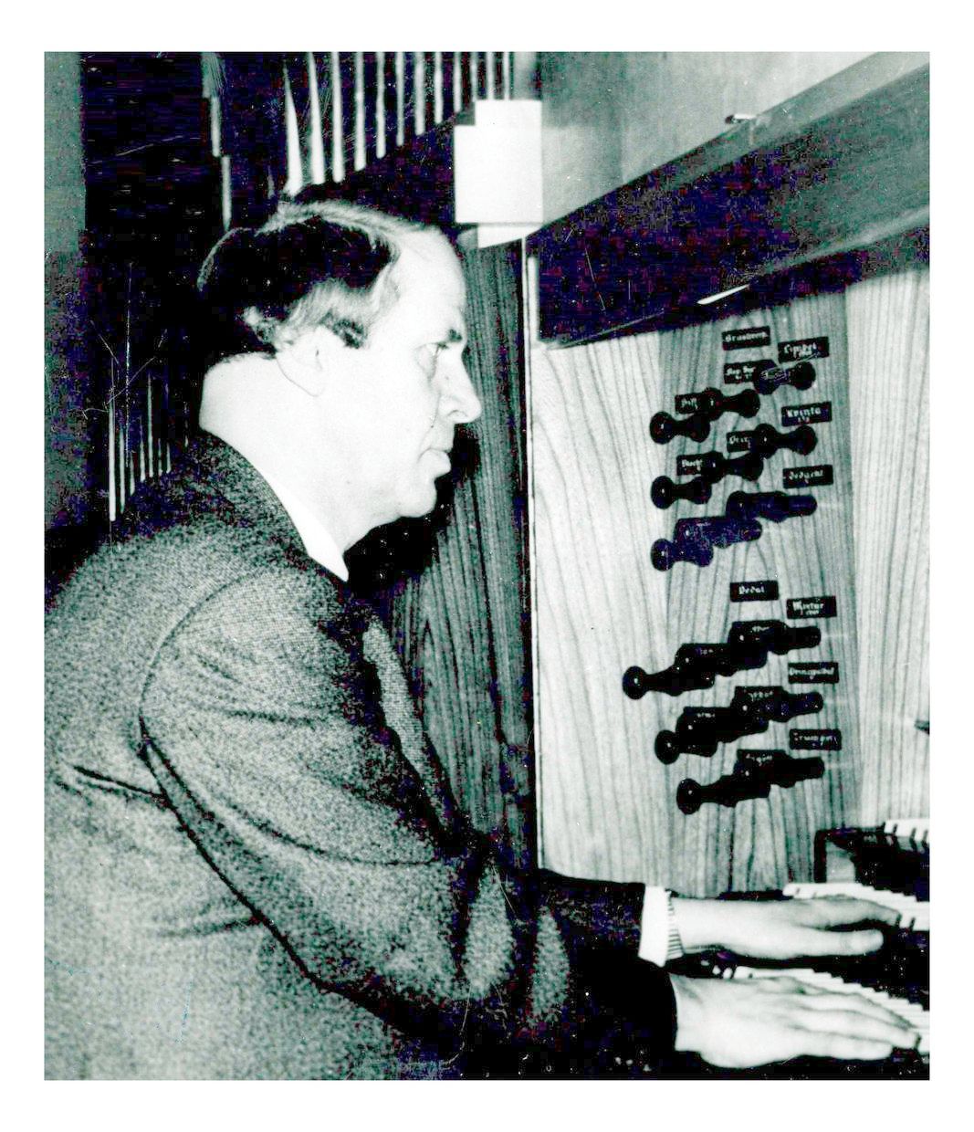 Оскар Руне Энгсё